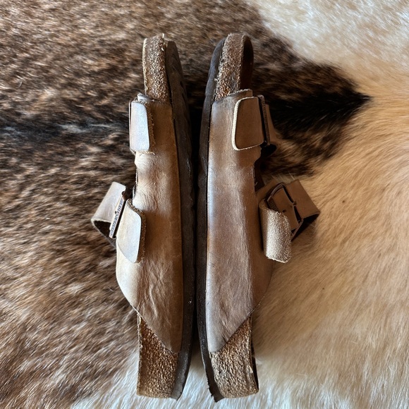 Arizona Birkenstock two strap sandals size 42 in tobacco brown. Oiled leather. - Picture 3 of 7